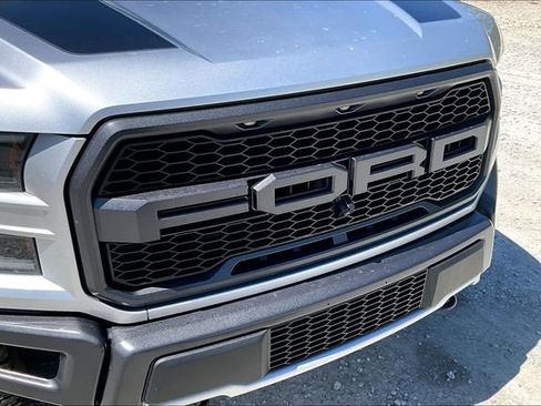 Used 2018 Ford F150 Raptor w/ Equipment Group 802A Luxury AWD/4WD image 30