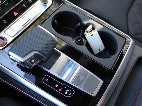 New 2026 Audi SQ8 Prestige image 28