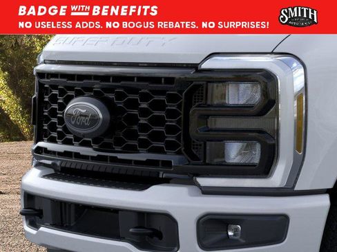 New 2026 Ford F250 XLT w/ XLT Premium Package AWD/4WD image 18