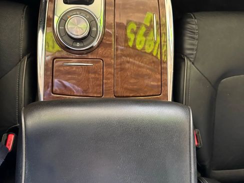 Used 2019 INFINITI QX80 Luxe image 15