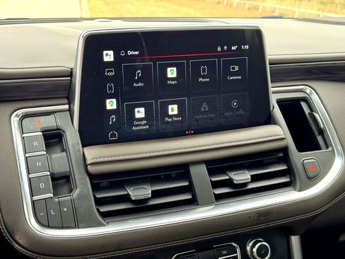 Used 2022 GMC Yukon SLT w/ SLT Premium Package image 31