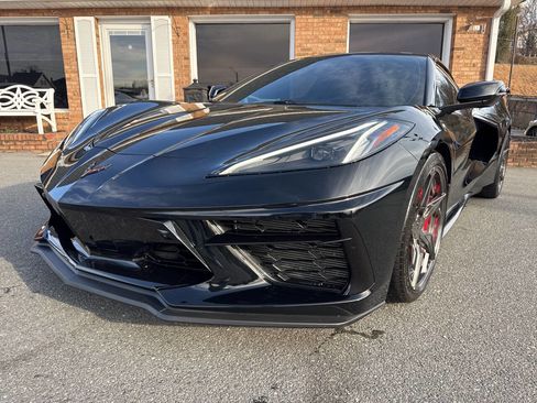Used 2023 Chevrolet Corvette Stingray Premium Cpe w/ Z51 Performance Package image 4