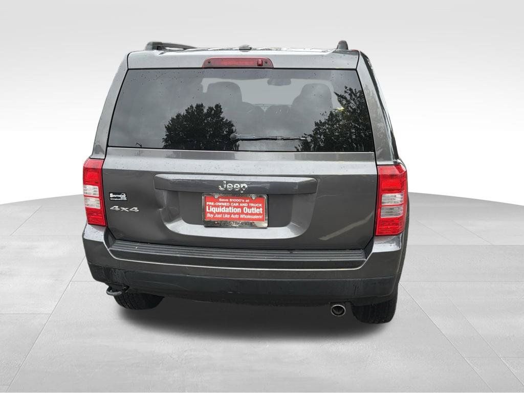 Used 2014 Jeep Patriot Sport w/ Power Value Group AWD/4WD image 9