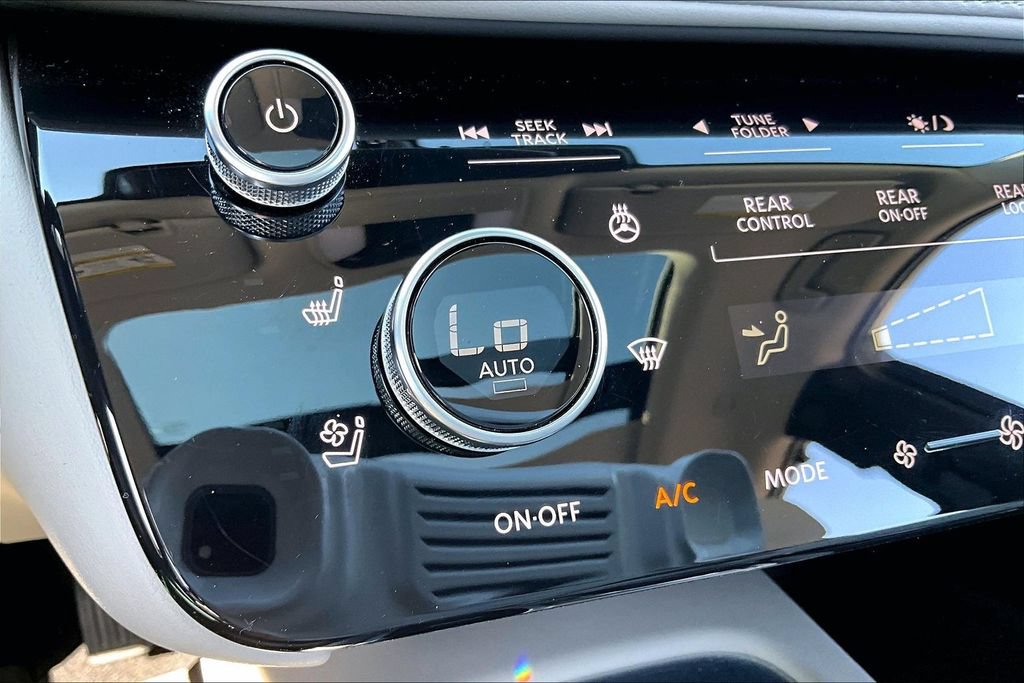 Used 2026 INFINITI QX60 Luxe w/ Cargo Package FWD image 24