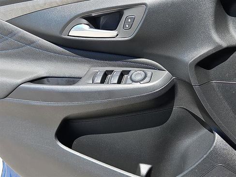 Certified 2025 Buick Envista Sport Touring w/ Convenience I Package FWD image 14