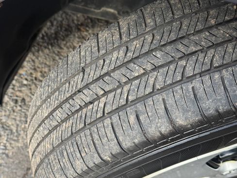 Used 2013 Toyota Prius Two image 20