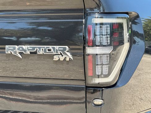 Used 2014 Ford F150 Raptor w/ Exterior Graphics Package AWD/4WD image 26