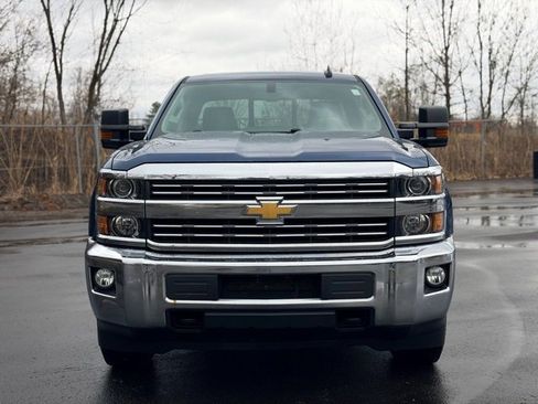 Used 2015 Chevrolet Silverado 2500 LT w/ LT Convenience Package image 2