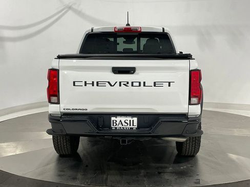 Used 2025 Chevrolet Colorado Trail Boss AWD/4WD image 12