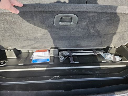 Used 2021 GMC Yukon Denali w/ Denali Ultimate Package image 31