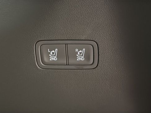 Used 2025 Hyundai Santa Fe Calligraphy AWD/4WD image 31