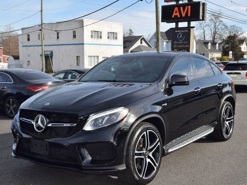 Used 2019 Mercedes-Benz GLE 43 AMG 4MATIC w/ Premium 3 Package image 2