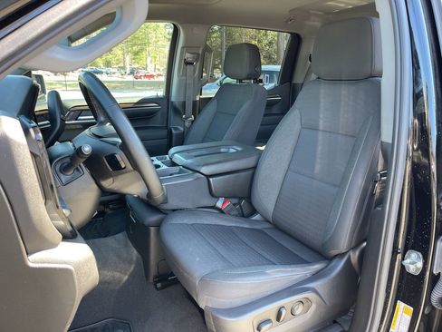 Used 2024 Chevrolet Silverado 1500 LT image 18