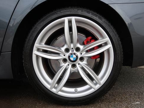 Used 2016 BMW 550i Sedan RWD image 48