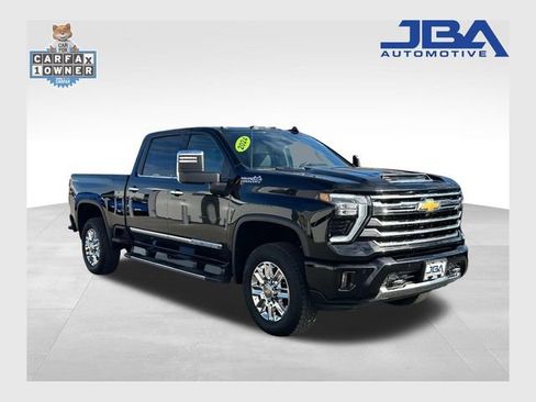 Used 2024 Chevrolet Silverado 2500 High Country w/ High Country Premium Package image 1