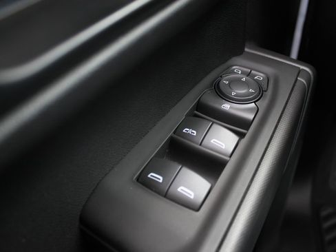 Used 2022 Chevrolet Silverado 1500 Custom image 13