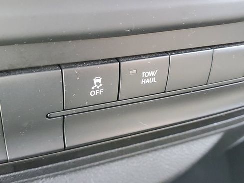 Used 2018 RAM 1500 Express image 35