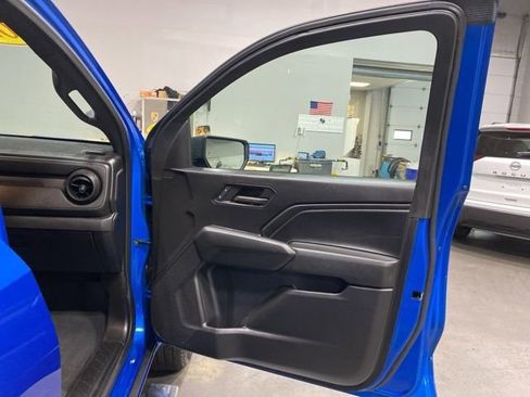 Used 2024 Chevrolet Colorado W/T w/ WT Convenience Package II AWD/4WD image 26