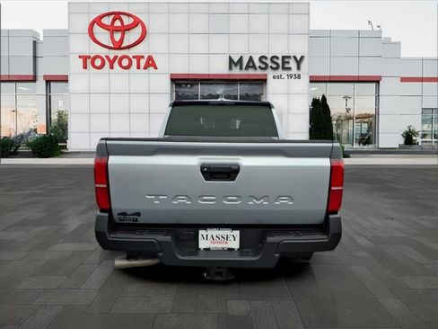 Used 2024 Toyota Tacoma SR image 4