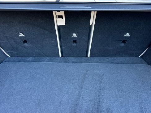 Certified 2025 Mercedes-Benz GLC 350e 4MATIC image 33