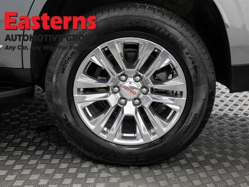 Used 2025 GMC Yukon Denali AWD/4WD image 38