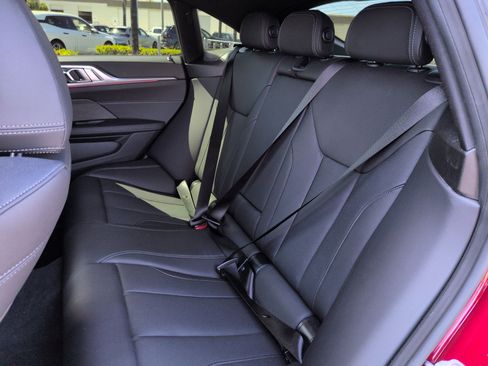 Used 2025 BMW i4 eDrive40 w/ M Sport Package image 31