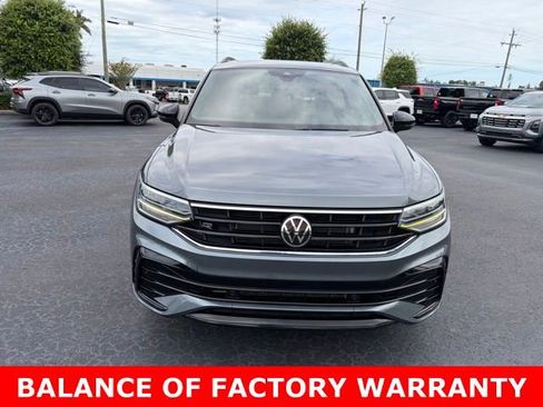 Used 2022 Volkswagen Tiguan SE R-Line FWD image 2