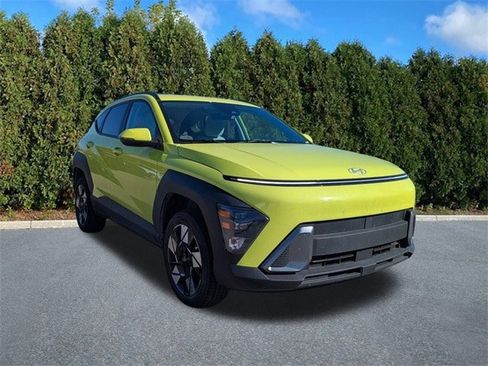 Certified 2025 Hyundai Kona SEL image 3
