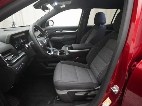 Used 2025 GMC Terrain Elevation w/ Black Edition image 6