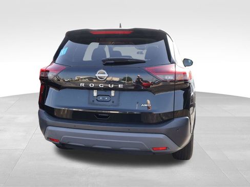 Used 2023 Nissan Rogue S AWD/4WD image 15