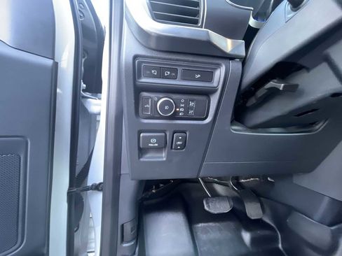 Used 2022 Ford F150 Lariat image 17