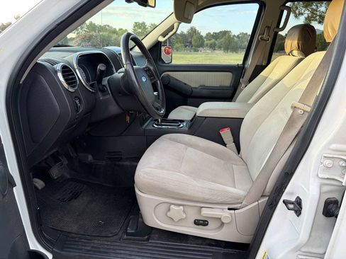 Used 2008 Ford Explorer Sport Trac XLT RWD image 15