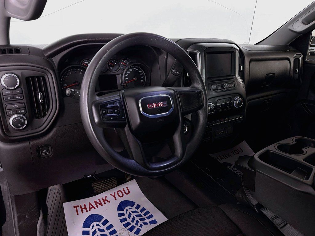 Used 2024 GMC Sierra 1500 Pro w/ Graphite Edition AWD/4WD image 9