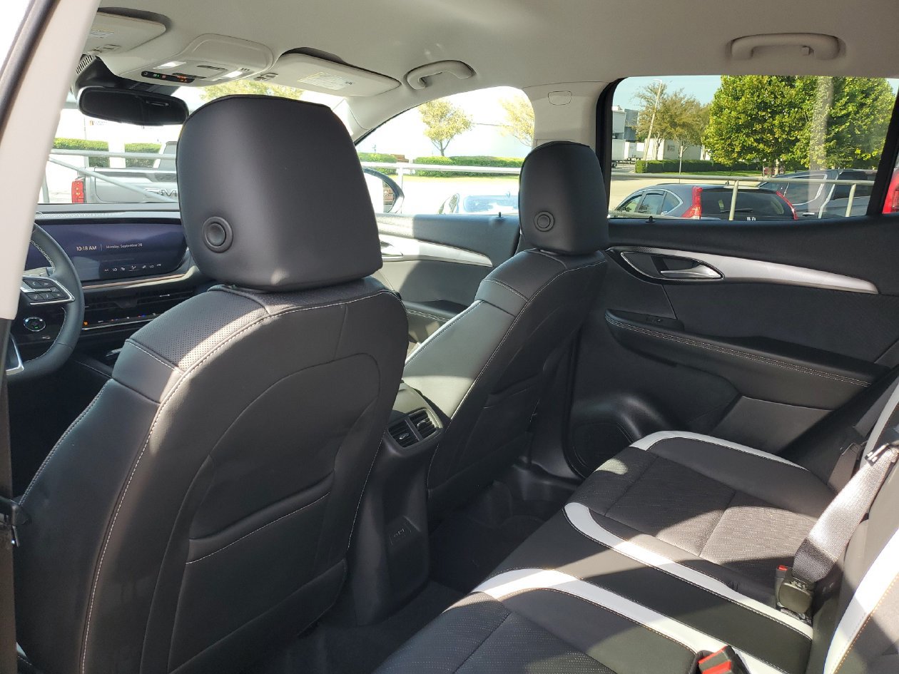 Used 2026 Buick Envision Sport Touring AWD/4WD image 9