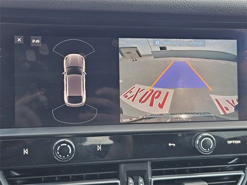 Used 2024 Porsche Macan S image 17