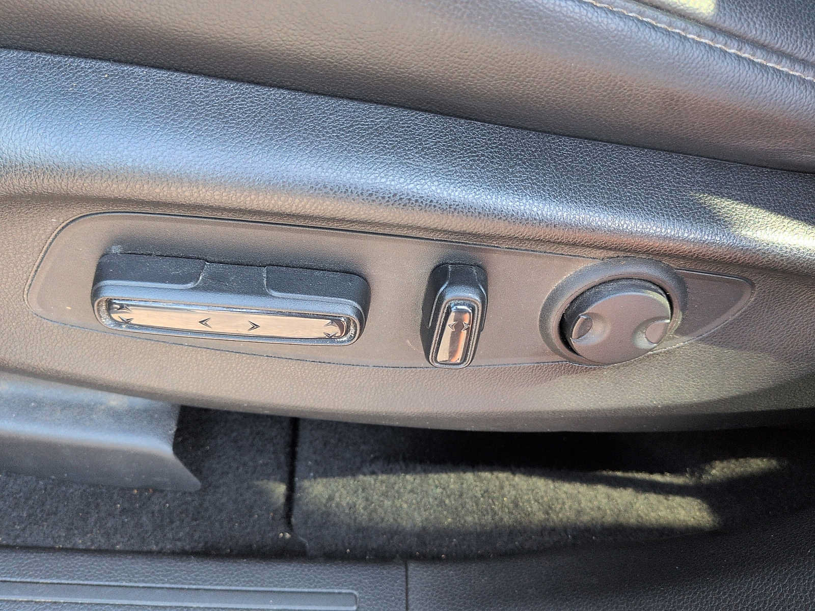 Used 2024 Honda CR-V EX-L image 14