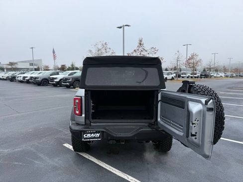 Certified 2024 Ford Bronco Badlands image 7