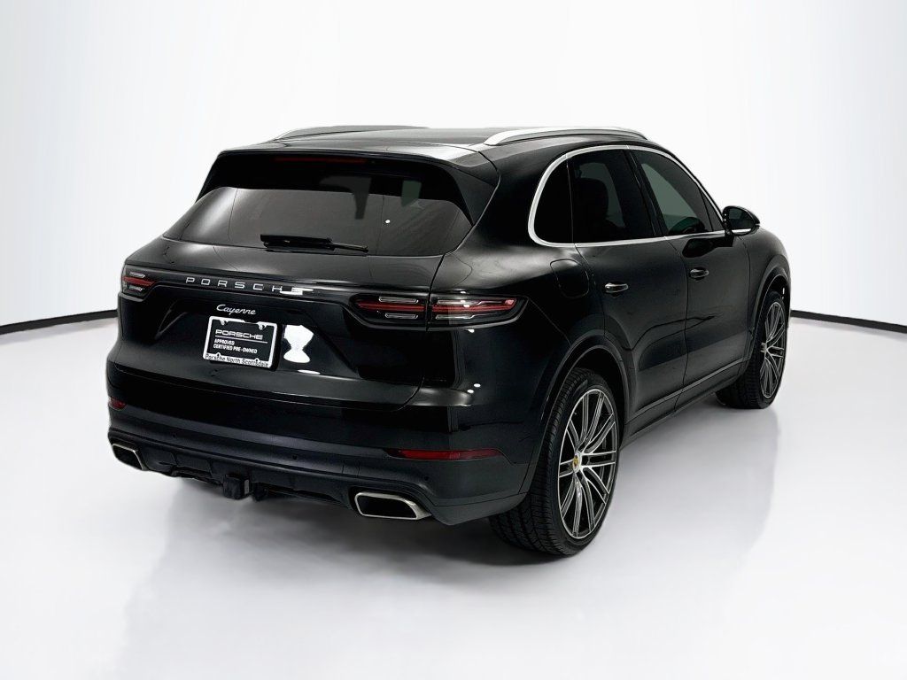 Certified 2023 Porsche Cayenne AWD/4WD image 7