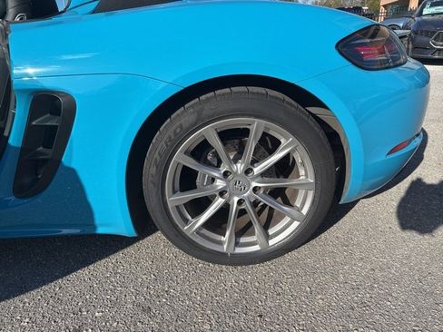 Used 2017 Porsche 718 Boxster image 13