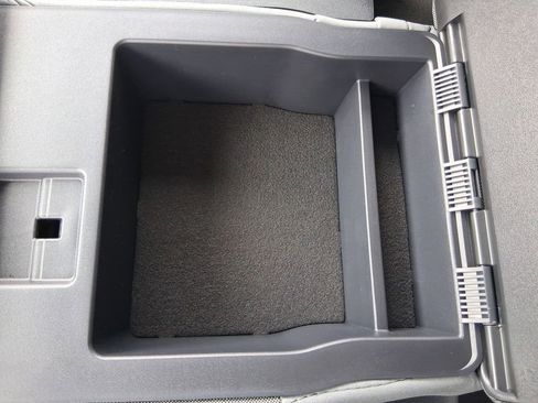 New 2026 Ford F350 4x4 Crew Cab DRW Super Duty image 22