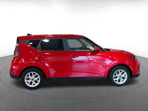 Used 2025 Kia Soul LX w/ LX Technology Package image 16