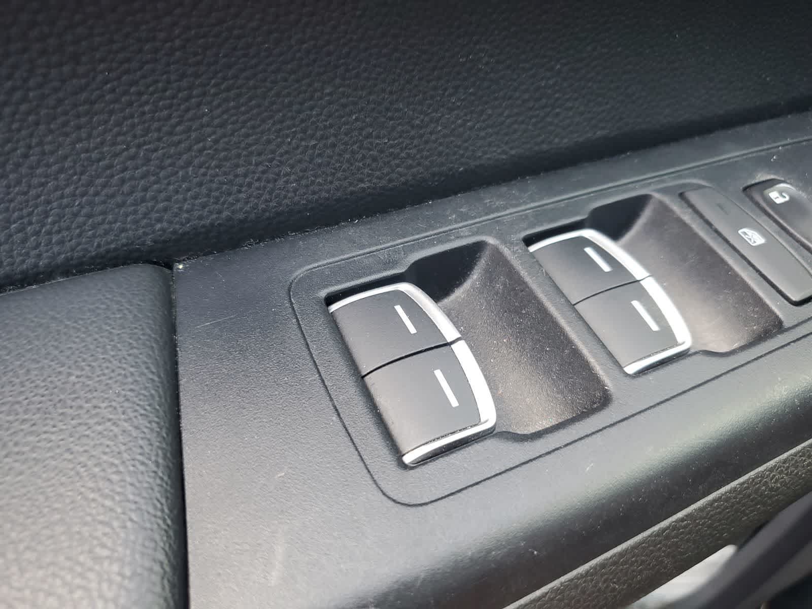 Used 2024 Honda CR-V EX-L image 24