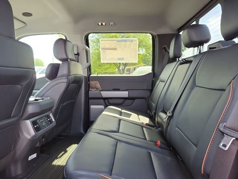 New 2026 Ford F250 Lariat w/ Lariat Ultimate Package AWD/4WD image 14