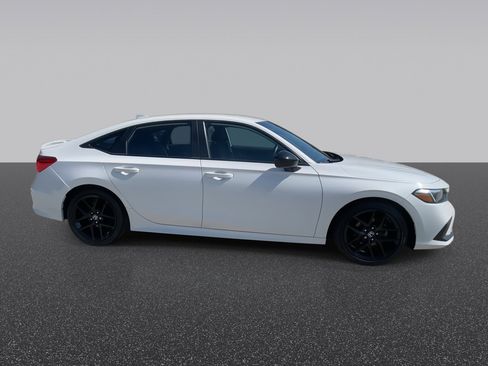 Used 2024 Honda Civic Sport image 10