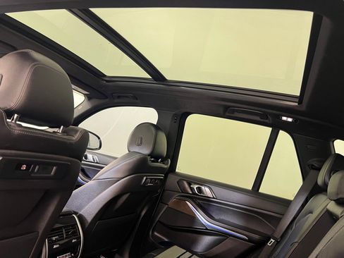 Used 2022 BMW X5 sDrive40i w/ Premium Package image 32