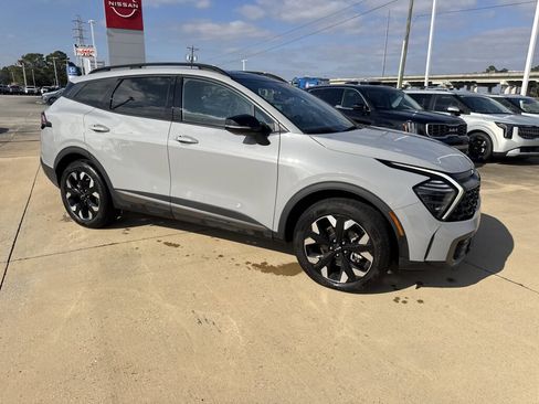 Used 2024 Kia Sportage X-Line w/ X-Line Premium Package image 11