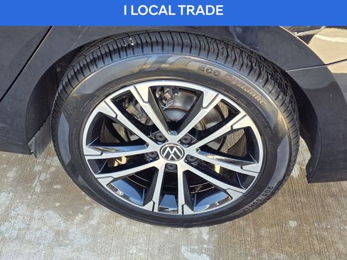 Used 2022 Volkswagen Jetta Sport image 10