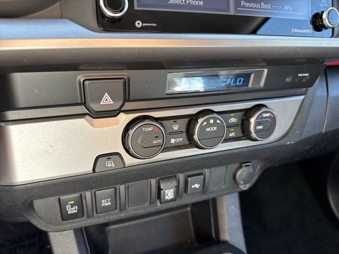 Used 2022 Toyota Tacoma SR5 w/ Technology Package RWD image 50