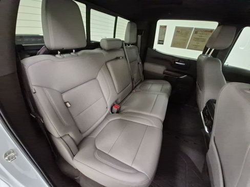 Used 2020 GMC Sierra 1500 SLT image 28