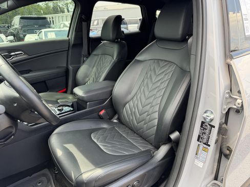 Used 2025 Kia Sportage X-Pro Prestige AWD/4WD image 16